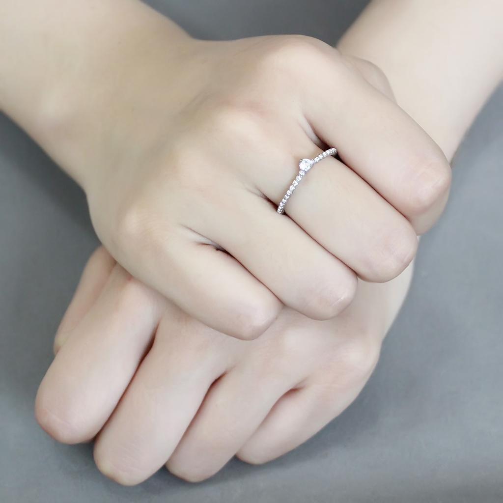DA343 No Plating Stainless Steel Ring with AAA