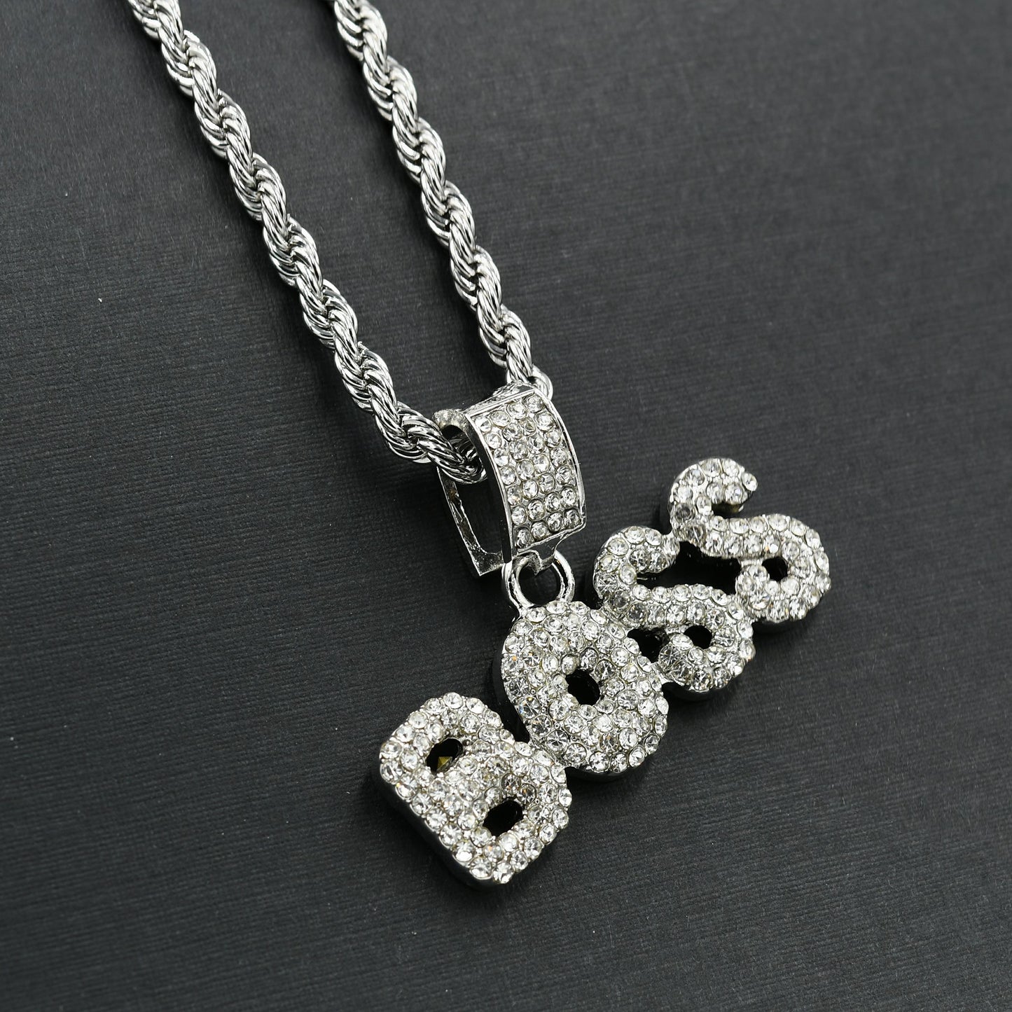BOSS CHAIN AND CHARM - D90061
